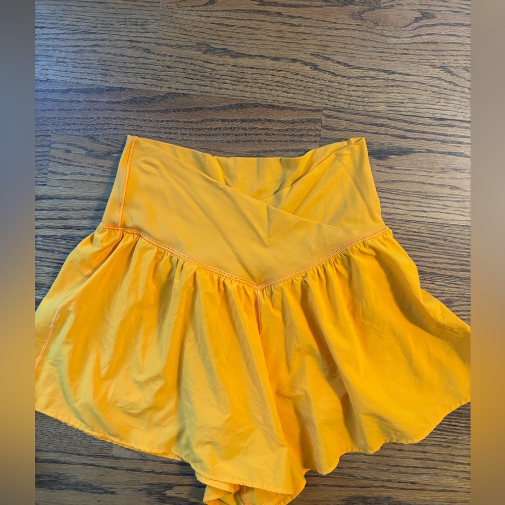 Aerie OFFLINE Crossover Shorts Orange